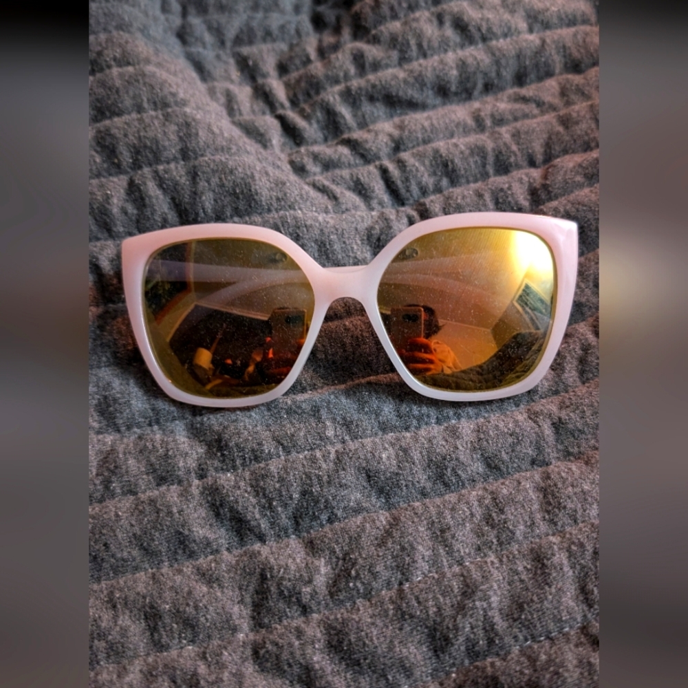 Pink Sunglasses - Picture 1 of 3